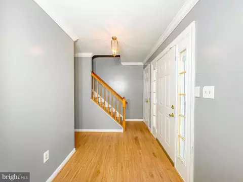Entry Way - 3703 Endicott Pl, Springdale, MD 20774 photo 2 of 2