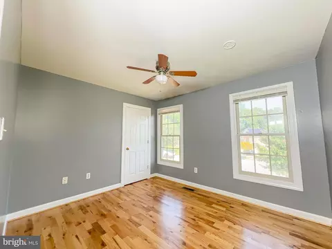Bedroom - 3703 Endicott Pl, Springdale, MD 20774 photo 1 of 10