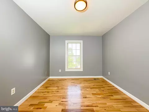 Bedroom - 3703 Endicott Pl, Springdale, MD 20774 photo 5 of 10