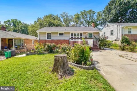 9217 4th St, Lanham, MD 20706