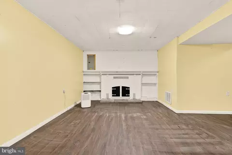 Living - 7302 Riverdale Rd, Lanham, MD 20706 photo 4 of 4