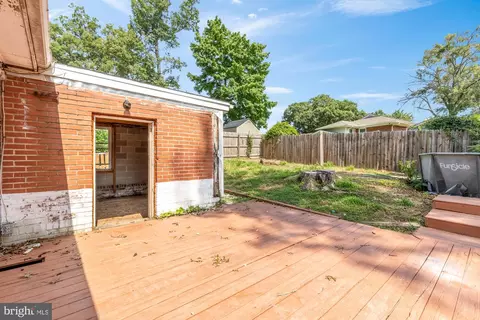 Exterior - 7302 Riverdale Rd, Lanham, MD 20706 photo 3 of 4