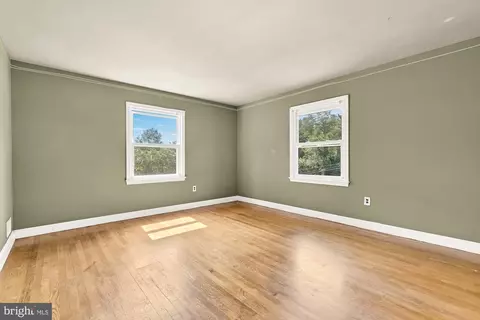 Bedroom - 7302 Riverdale Rd, Lanham, MD 20706 photo 2 of 6
