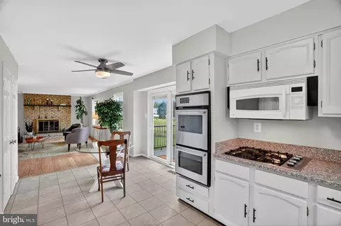 Kitchen - 1758 Albert Dr, Bowie, MD 20721 photo 3 of 3