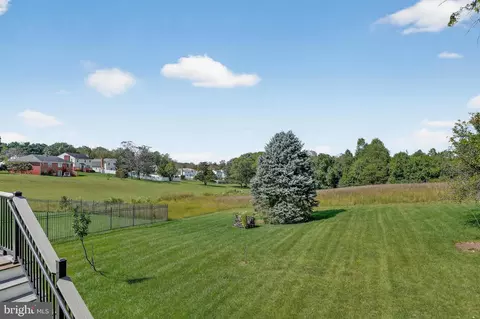 Exterior - 1758 Albert Dr, Bowie, MD 20721 photo 5 of 7