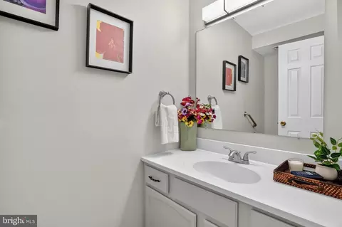 Bath - 1758 Albert Dr, Bowie, MD 20721 photo 1 of 3