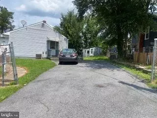 5500 Decatur St, Hyattsville, MD 20781