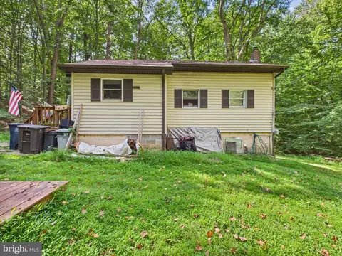 Exterior - 7709 Brooklyn Bridge Rd, Laurel, MD 20707 photo 2 of 7
