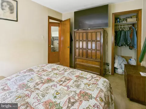 Bedroom - 7709 Brooklyn Bridge Rd, Laurel, MD 20707 photo 2 of 2