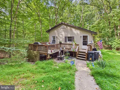 7709 Brooklyn Bridge Rd, Laurel, MD 20707