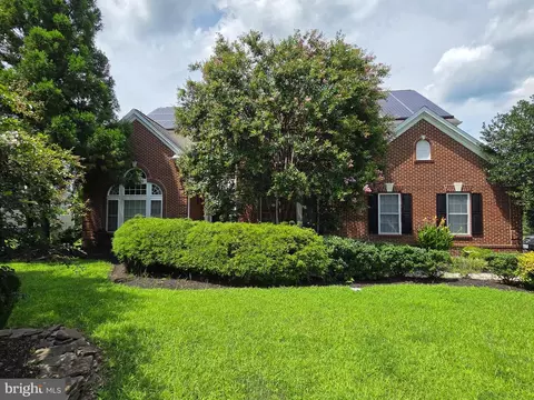 109 Garden Gate Ln, Marlboro, MD 20774