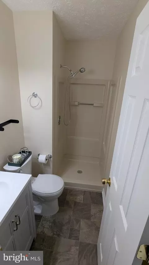 Bath - 2708 Red Oak Ln, Lanham, MD 20706 photo 7 of 7