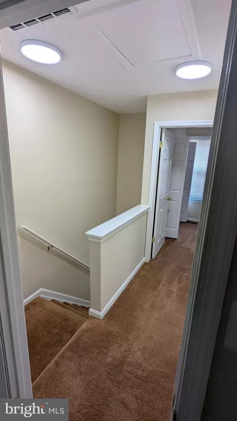 Entry Way - 2708 Red Oak Ln, Lanham, MD 20706 photo 7 of 8
