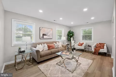 9903 Mallard Dr, Laurel, MD 20708
