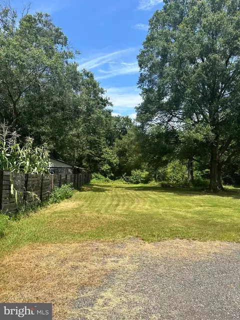 16227 Livingston Rd, Accokeek, MD 20607
