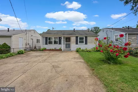 704 Clovis Ave, Capitol Heights, MD 20743