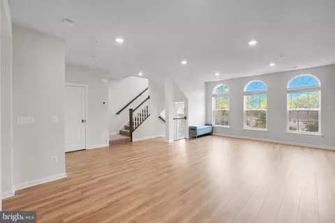 5652 Lanteen St, Lanham, MD 20706 photo 9