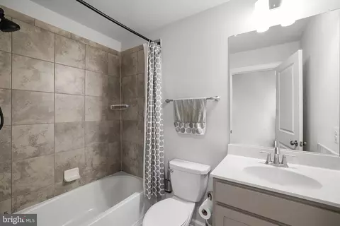 5652 Lanteen St, Lanham, MD 20706 photo 32