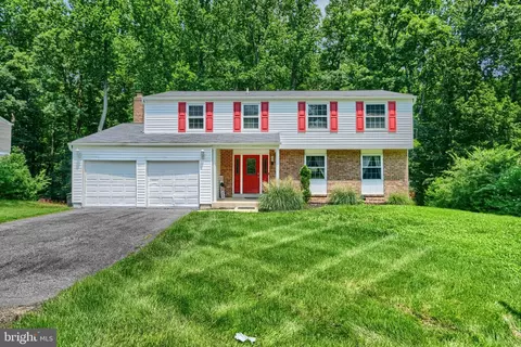 10808 Timberline Dr, Marlboro, MD 20772