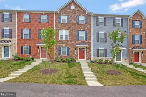 138 Summit Point Blvd, Bowie, MD 20716