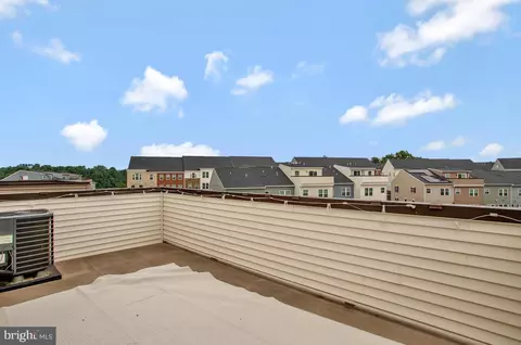 138 Summit Point Blvd, Bowie, MD 20716 photo 41