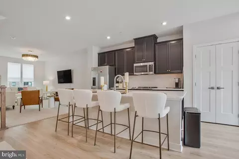 138 Summit Point Blvd, Bowie, MD 20716 photo 13