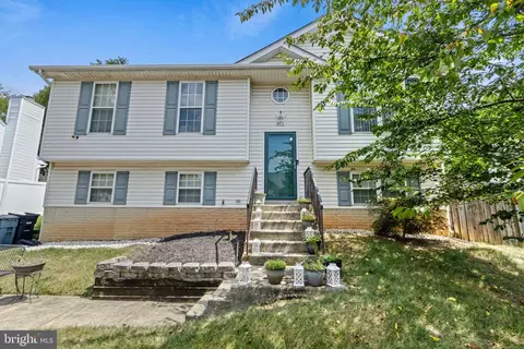 6711 Asset Dr, Hyattsville, MD 20785