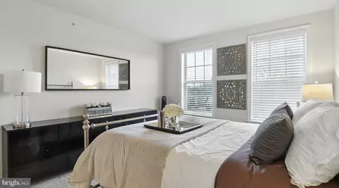 9405 Geaton Park Pl, Lanham, MD 20706 photo 28