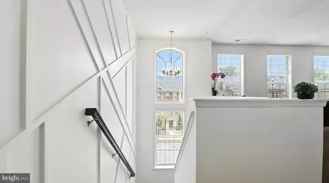 9405 Geaton Park Pl, Lanham, MD 20706 photo 6