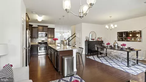9405 Geaton Park Pl, Lanham, MD 20706 photo 18