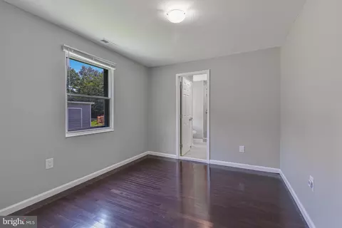 Bedroom - 7522 Surratts Rd, Clinton, MD 20735 photo 2 of 3
