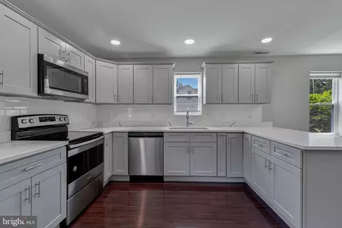 Kitchen - 7522 Surratts Rd, Clinton, MD 20735 photo 3 of 3