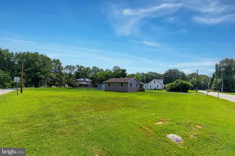 Other - 7522 Surratts Rd, Clinton, MD 20735 photo 4 of 10