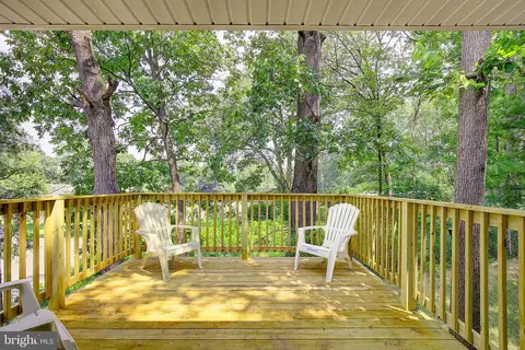 Exterior - 8700 Kiama Rd, Laurel, MD 20708 photo 6 of 11