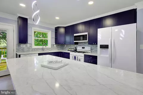 Kitchen - 8700 Kiama Rd, Laurel, MD 20708 photo 5 of 7