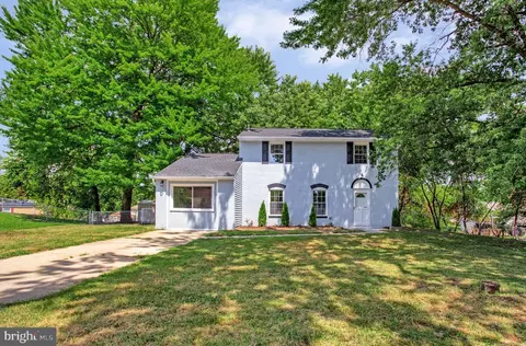 805 Carry Pl, Marlboro, MD 20774