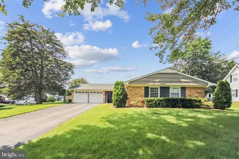 3000 Tyson Ln, Bowie, MD 20715