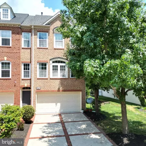 541 Bolin Ter, Marlboro, MD 20774