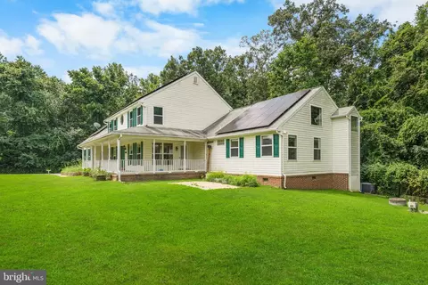 Exterior - 11709 Thrift Rd, Clinton, MD 20735 photo 3 of 9