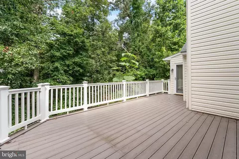 Exterior - 11709 Thrift Rd, Clinton, MD 20735 photo 5 of 9