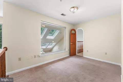 Entry Way - 11709 Thrift Rd, Clinton, MD 20735 photo 10 of 10