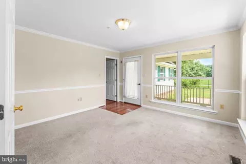 Living - 11709 Thrift Rd, Clinton, MD 20735 photo 10 of 13