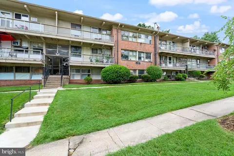 7300 18th Ave #13, Hyattsville, MD 20783