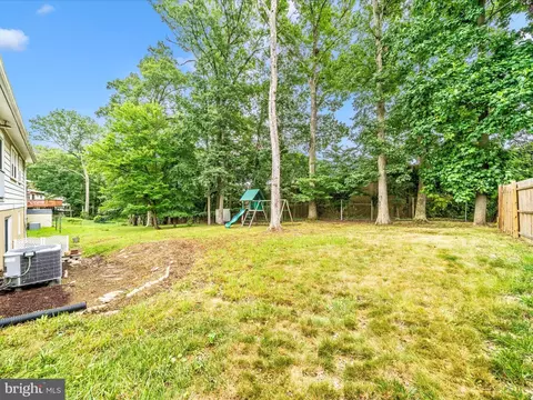 Exterior - 7019 Fitzpatrick Dr, Laurel, MD 20707 photo 6 of 12