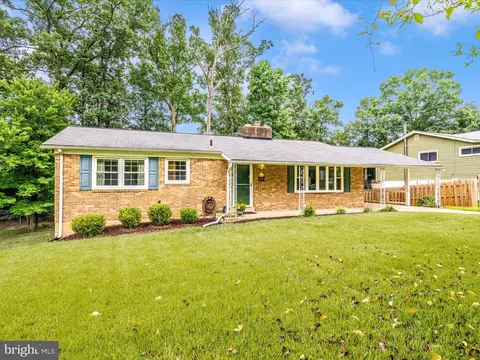 Exterior - 7019 Fitzpatrick Dr, Laurel, MD 20707 photo 12 of 12