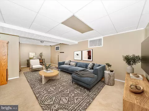 Living - 7019 Fitzpatrick Dr, Laurel, MD 20707 photo 2 of 12