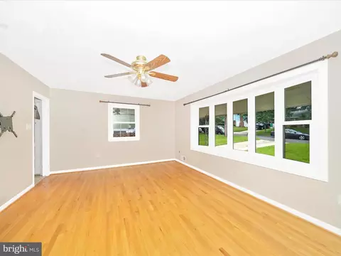 Living - 7019 Fitzpatrick Dr, Laurel, MD 20707 photo 7 of 12