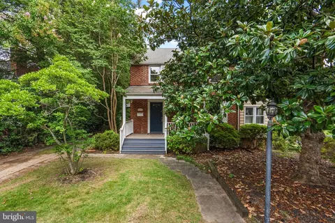 6501 41st Ave, University Park, MD 20782