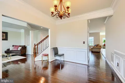 Entry Way - 7105 Solomons Ct, Brandywine, MD 20613 photo 9 of 15