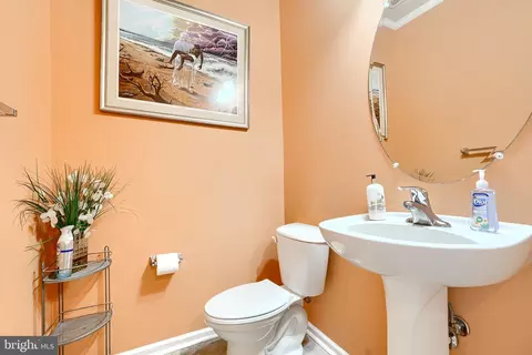 Entry Way - 7105 Solomons Ct, Brandywine, MD 20613 photo 11 of 15